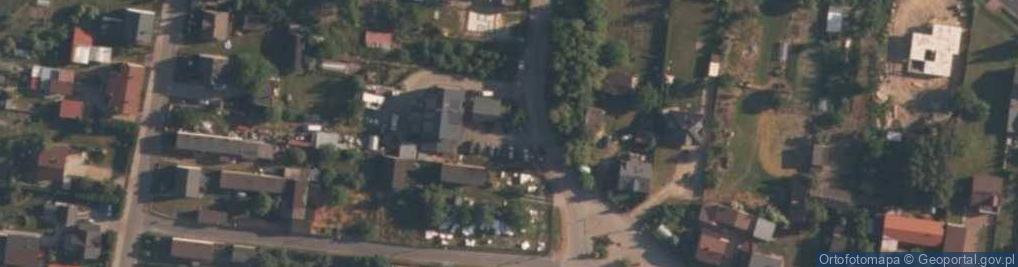 Zdjęcie satelitarne Pałac, kościół