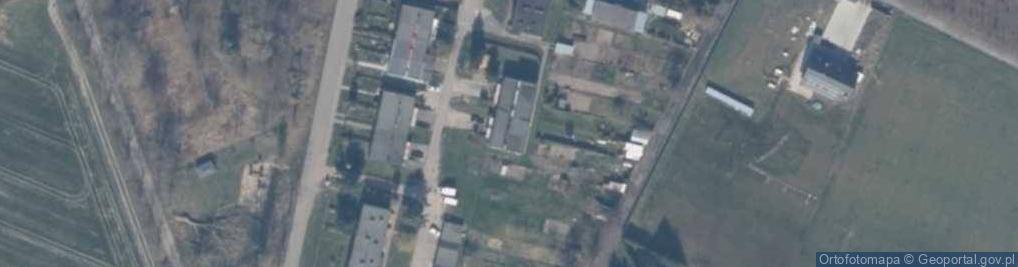 Zdjęcie satelitarne Pałac, park, pomnik