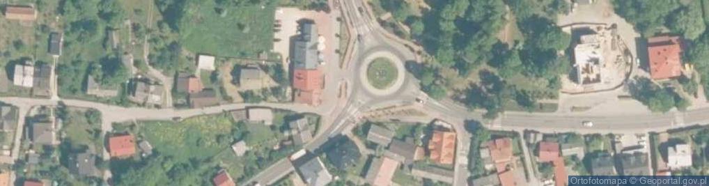 Zdjęcie satelitarne Pałac, park, usługi