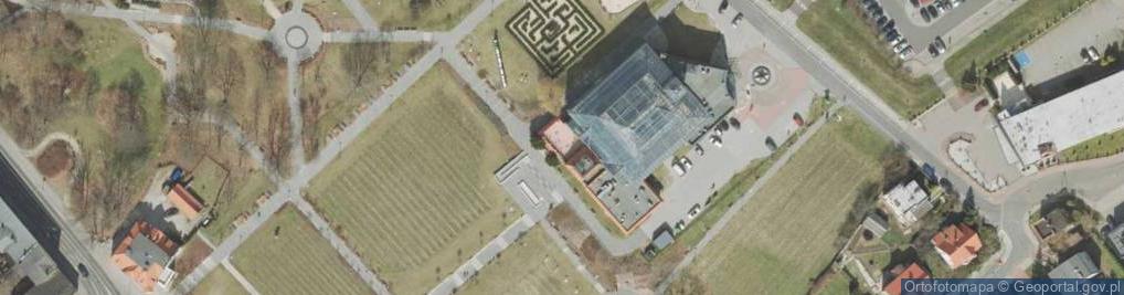Zdjęcie satelitarne Park Winny i Palmiarnia