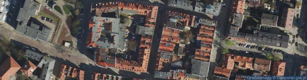 Zdjęcie satelitarne Ulica Wroniecka i Okolice