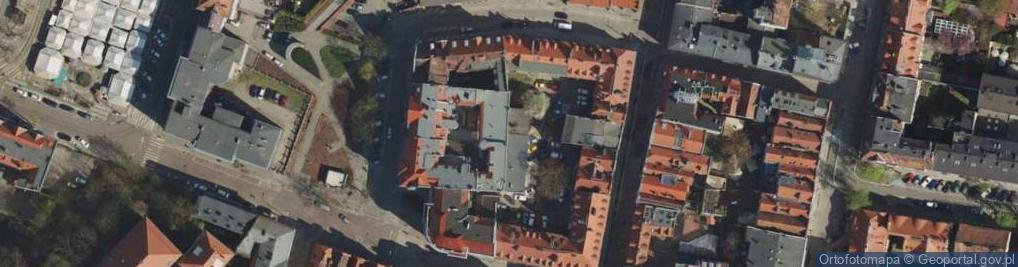 Zdjęcie satelitarne W obrębie dawnych murów - Straż Pożarna