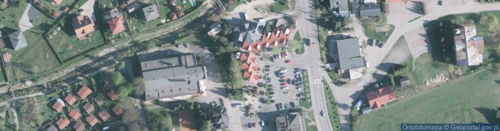 Zdjęcie satelitarne Bank Spółdzielczy w Porąbce