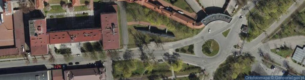 Zdjęcie satelitarne Basen kryty