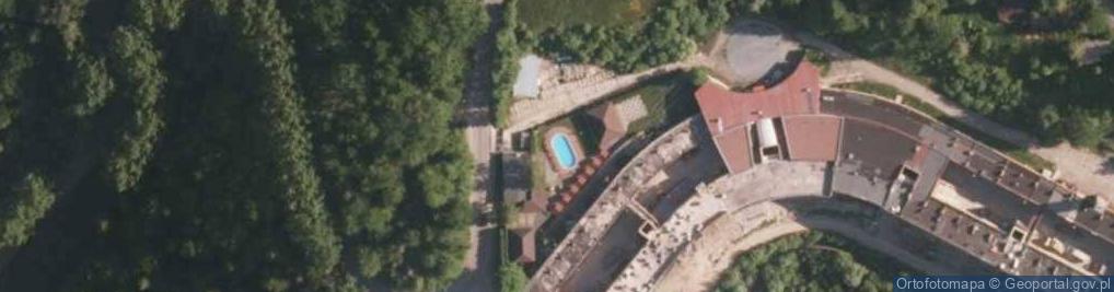 Zdjęcie satelitarne basen z podgrzewaną wodą