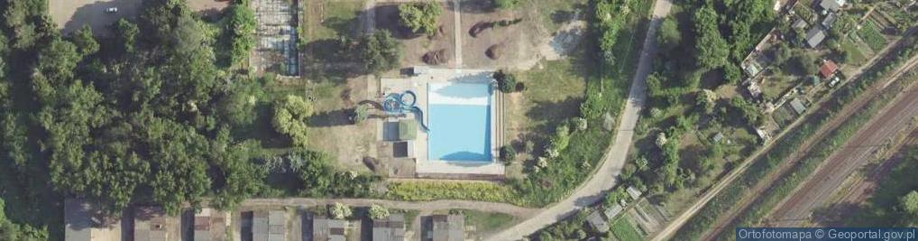 Zdjęcie satelitarne Odkryty basen kąpielowy