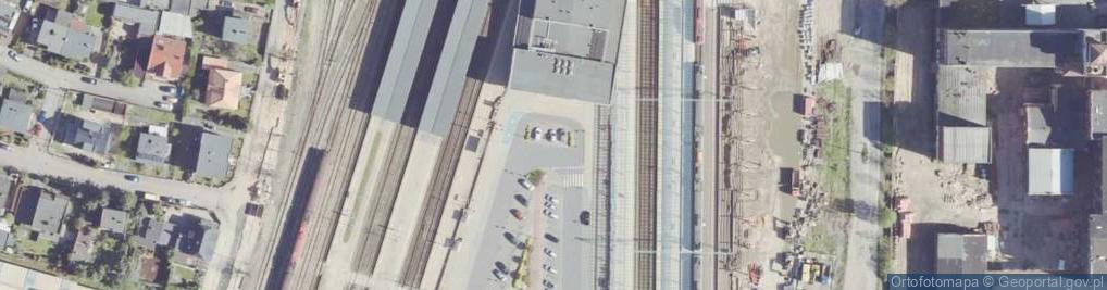 Zdjęcie satelitarne Dworzec PKP (postój do 5 minut)