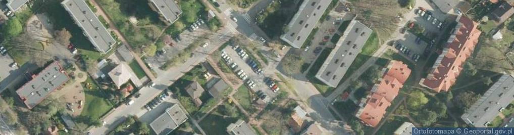 Zdjęcie satelitarne parking osiedlowy