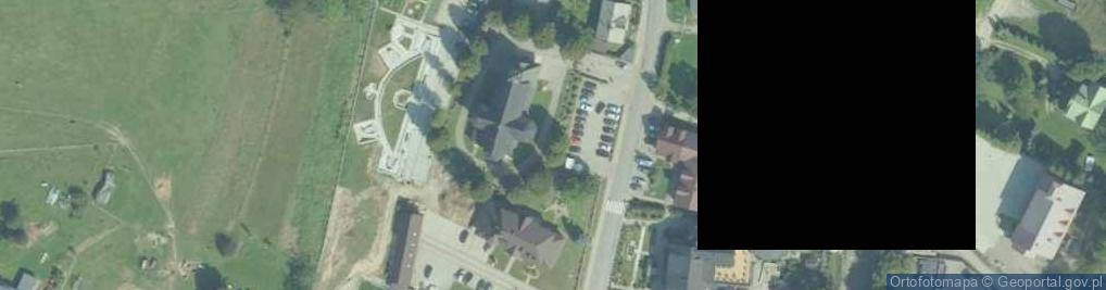 Zdjęcie satelitarne Przed kościołem