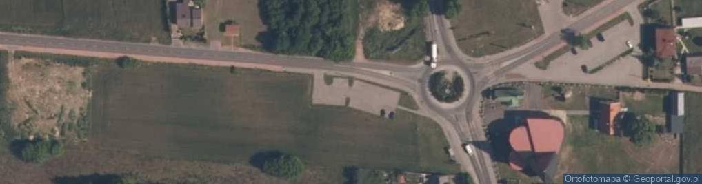 Zdjęcie satelitarne przy kościele