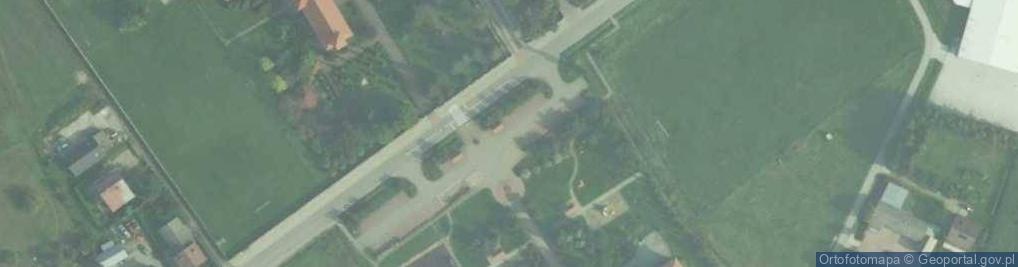 Zdjęcie satelitarne przy szkole