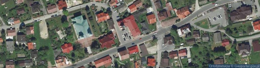 Zdjęcie satelitarne Biblioteka Miejska w Świątnikach Górnych