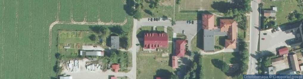 Zdjęcie satelitarne Biblioteki Publicznej w Radziemicach