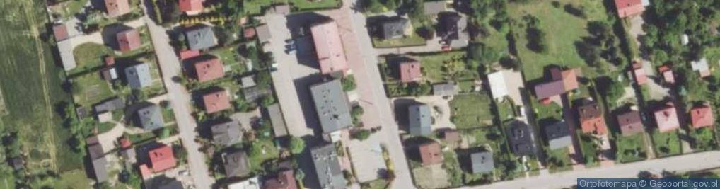 Zdjęcie satelitarne Gminna Biblioteka Publiczna w Kłomnicach