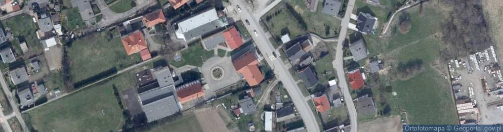 Zdjęcie satelitarne Gminna Publiczna