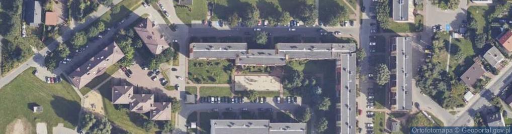 Zdjęcie satelitarne Miejska Biblioteka Publiczna im. J. i A. Załuskich Filia 12