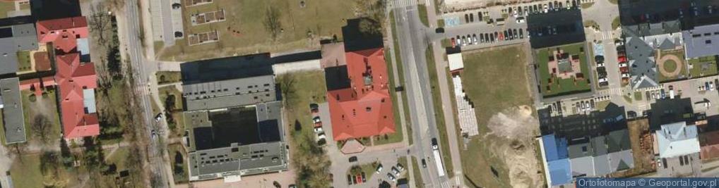 Zdjęcie satelitarne Miejsko-Gminna Biblioteka Publiczna im. Cypriana Norwida