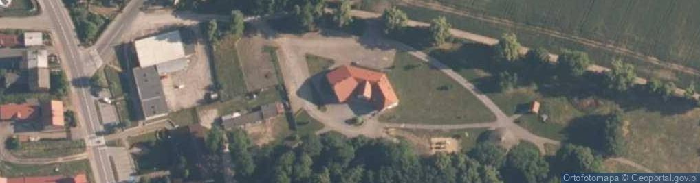 Zdjęcie satelitarne Publiczna gminna w Cielądzu