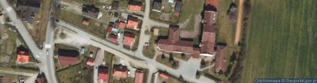 Zdjęcie satelitarne Publiczno szkolno gimnazjalna
