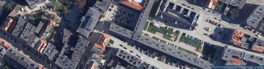 Zdjęcie satelitarne Hak Nieruchomości