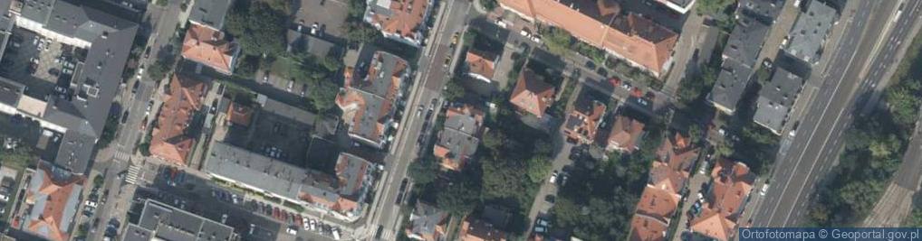 Zdjęcie satelitarne Agencja A & K Ł P Winogrodzcy S C
