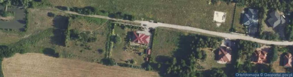 Zdjęcie satelitarne Chinalski Łukasz 1.Biuro Rachunkowe Łukasz Chinalski 2.Jerzy, Łukasz i Mateusz Chinalscy M3 Firma Handlowa