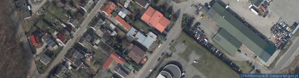 Zdjęcie satelitarne Komandor Autoryzowany Przedstawiciel Centrum Języka Angielskiego Anna Radoń Marek Radoń