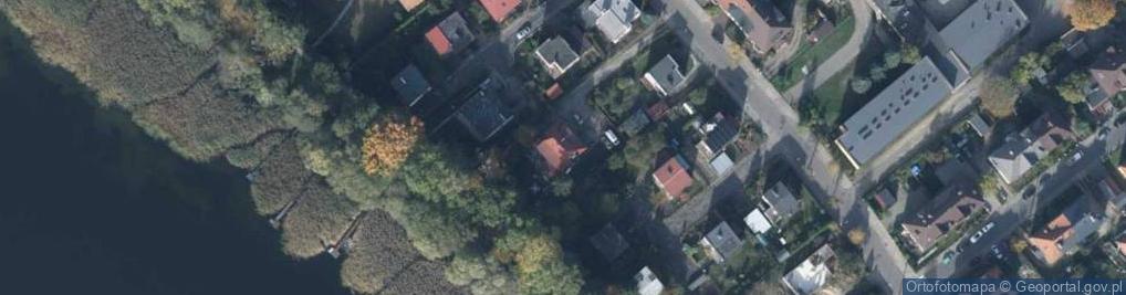 Zdjęcie satelitarne Kominex Tomasz Reutowicz