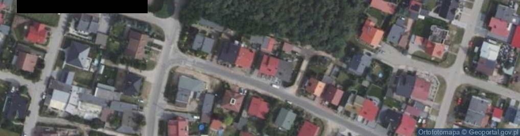 Zdjęcie satelitarne Tomczak Włodzimierz Usługi Ciesielsko-Dekarskie