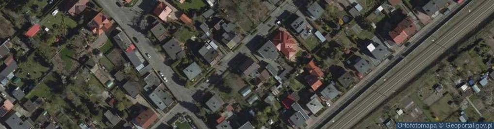 Zdjęcie satelitarne Układanie Glazury Podłóg Cyklinowanie