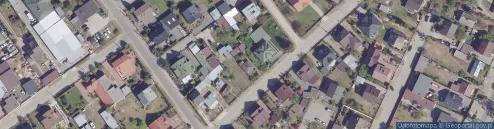 Zdjęcie satelitarne Usługi w Zakresie Malowania Tapetowania