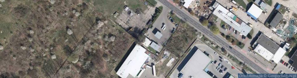 Zdjęcie satelitarne Carrefour - Stacja paliw