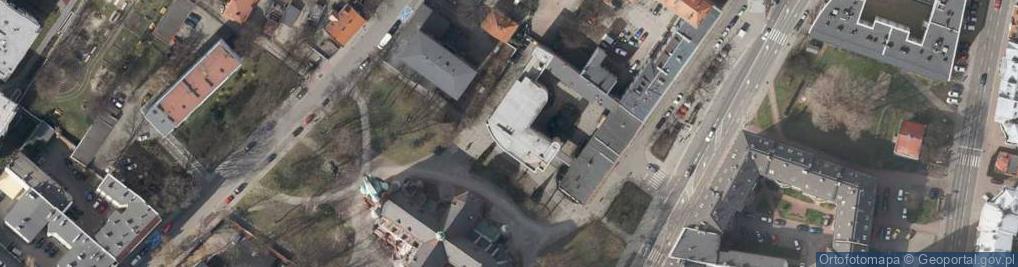 Zdjęcie satelitarne Centrum Edukacyjne im. Jana Pawła II