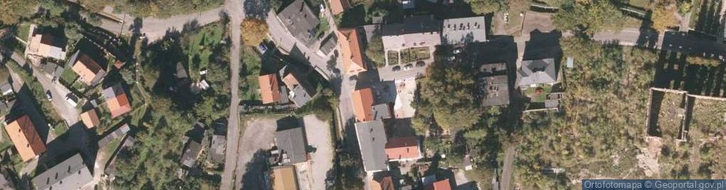 Zdjęcie satelitarne Centrum Kultury i Turystyki w Walimiu