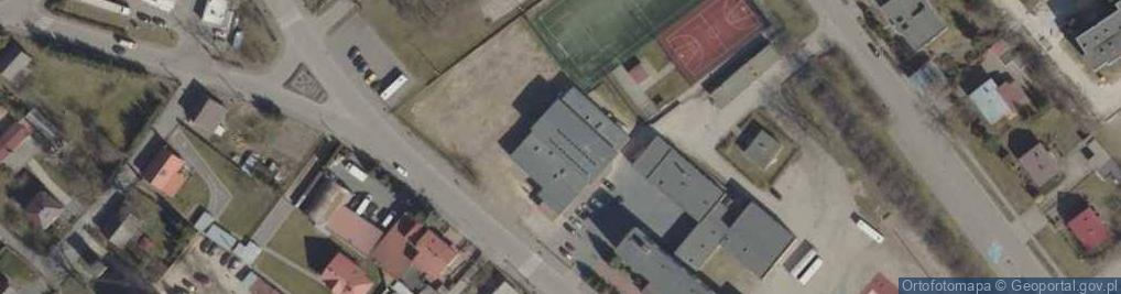 Zdjęcie satelitarne Ciechanowiecki Ośrodek Kultury i Sportu
