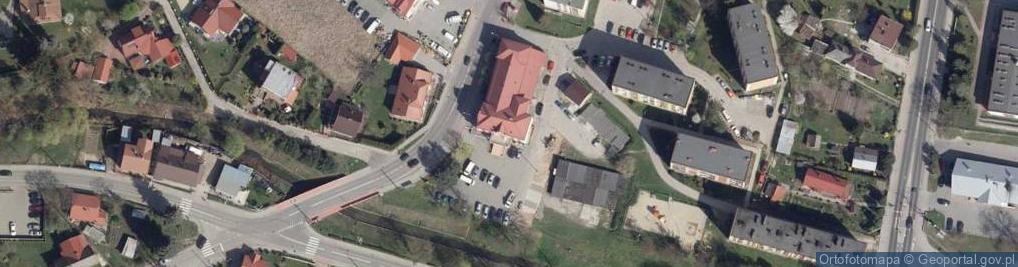 Zdjęcie satelitarne Dąbrowski Dom Kultury