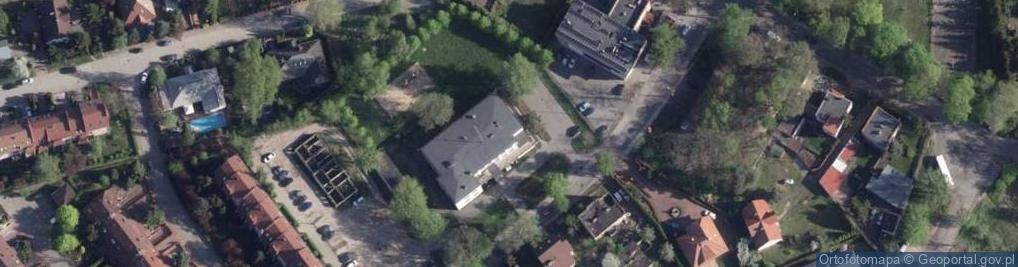 Zdjęcie satelitarne Dom Muz