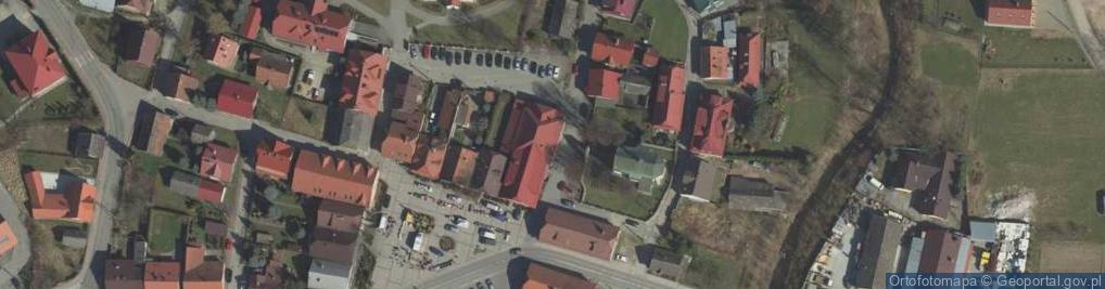 Zdjęcie satelitarne Gminny Dom Kutury w Lipnicy Murowanej