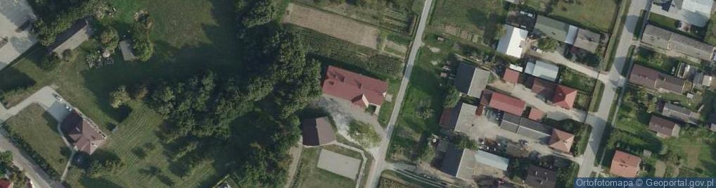 Zdjęcie satelitarne Gminny Ośrodek Kultury w Czerminie