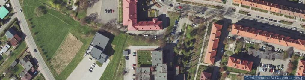 Zdjęcie satelitarne Młodzieżowy Dom Kultury