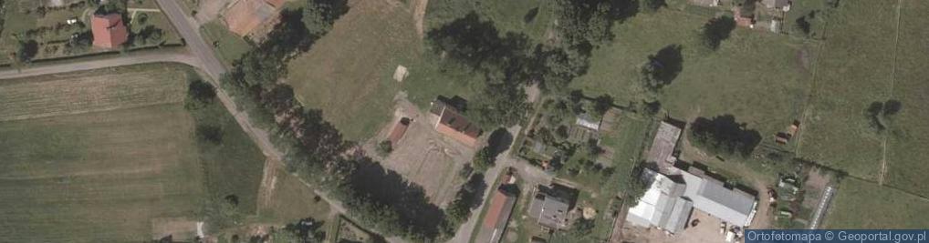 Zdjęcie satelitarne Świetlica Wiejska w Brunowie
