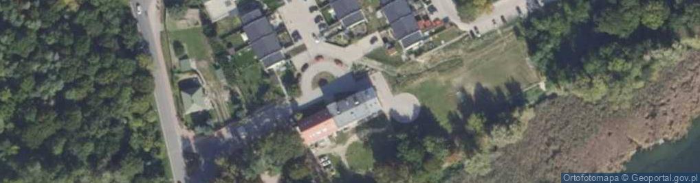Zdjęcie satelitarne Świetlica wiejska w Lusówku