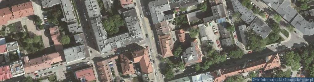 Zdjęcie satelitarne Dom Esterki