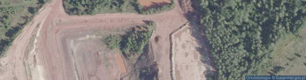Zdjęcie satelitarne Iły ceramiczne w Pałęgach