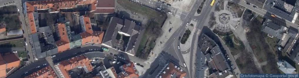 Zdjęcie satelitarne Mur historyczny