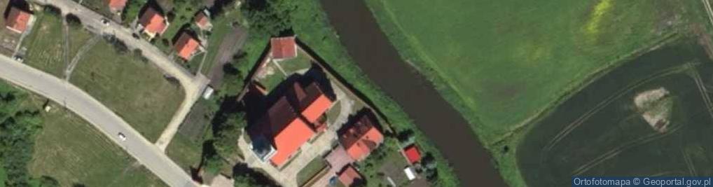 Zdjęcie satelitarne Mur historyczny