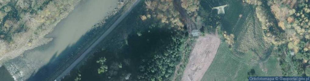 Zdjęcie satelitarne Nieczynny kamieniołom warstw godulskich
