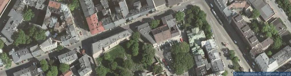 Zdjęcie satelitarne Oryginalne szyldy sklepów sprzed lat