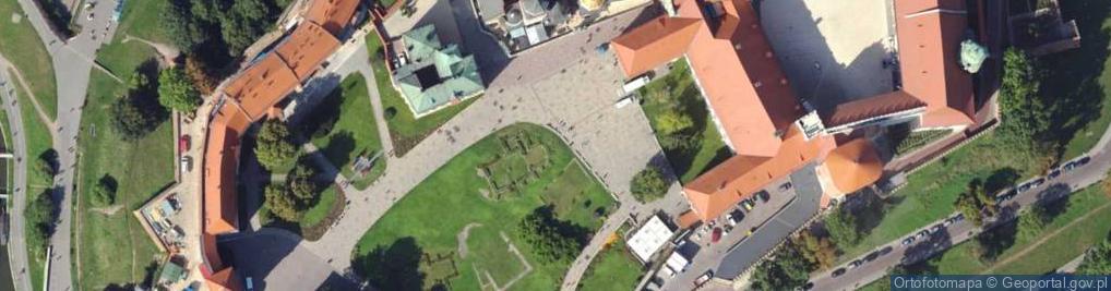 Zdjęcie satelitarne Relikty kościoła św. Michała