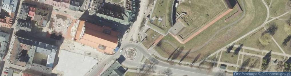 Zdjęcie satelitarne Stara Brama Lwowska